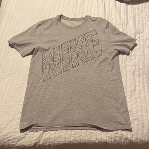 Nike tee